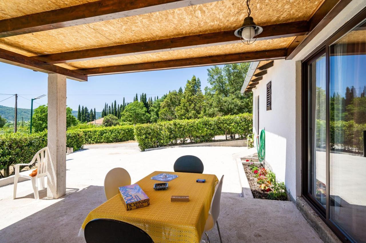 Apartment Laurel Leaf Lovorno Exterior foto