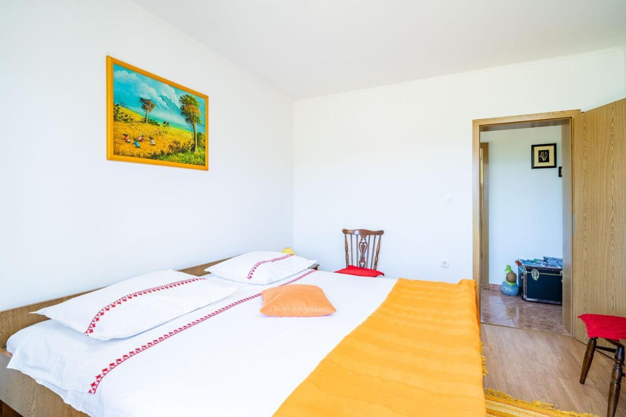 Apartment Laurel Leaf Lovorno Exterior foto