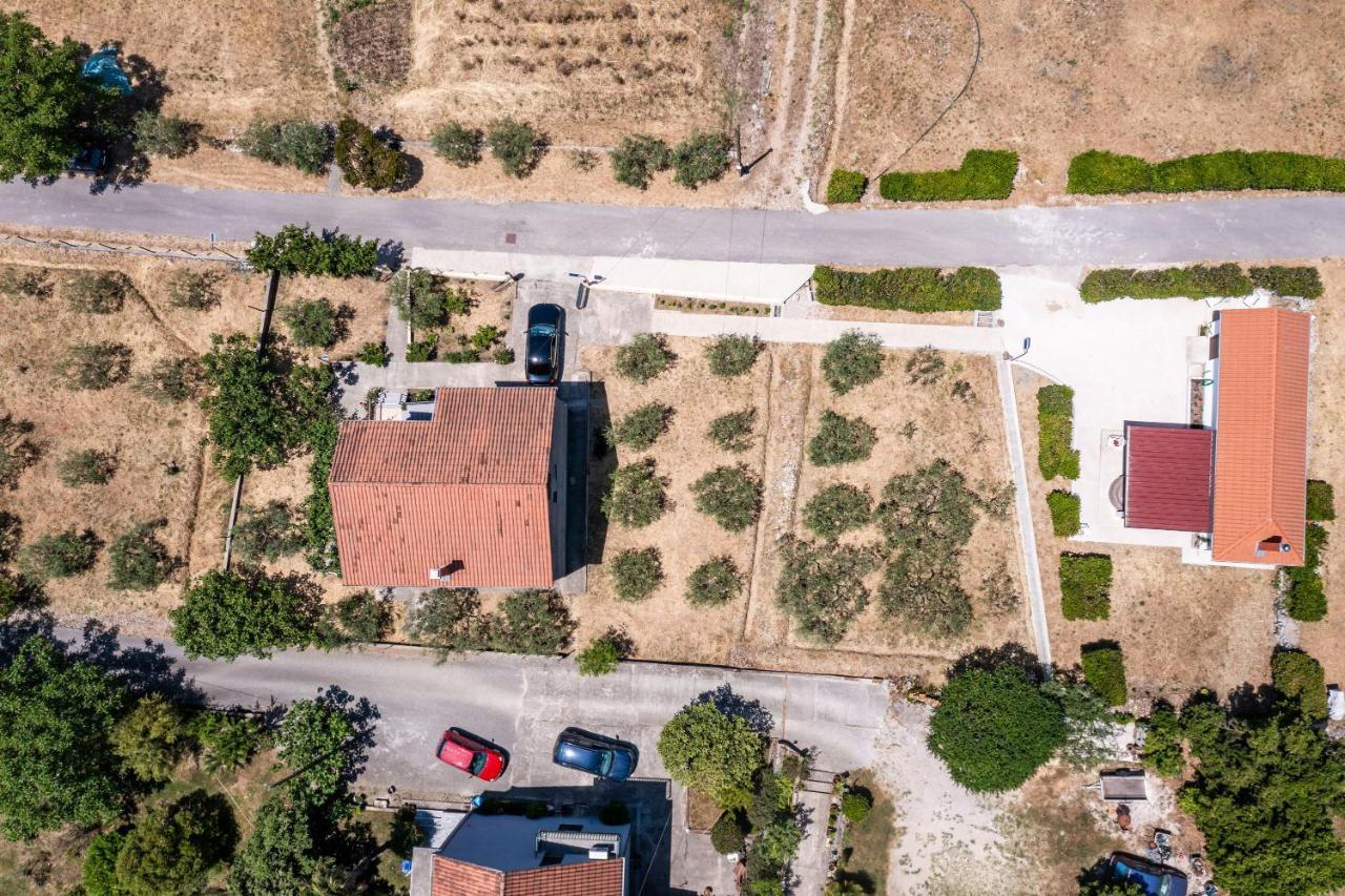Apartment Laurel Leaf Lovorno Exterior foto