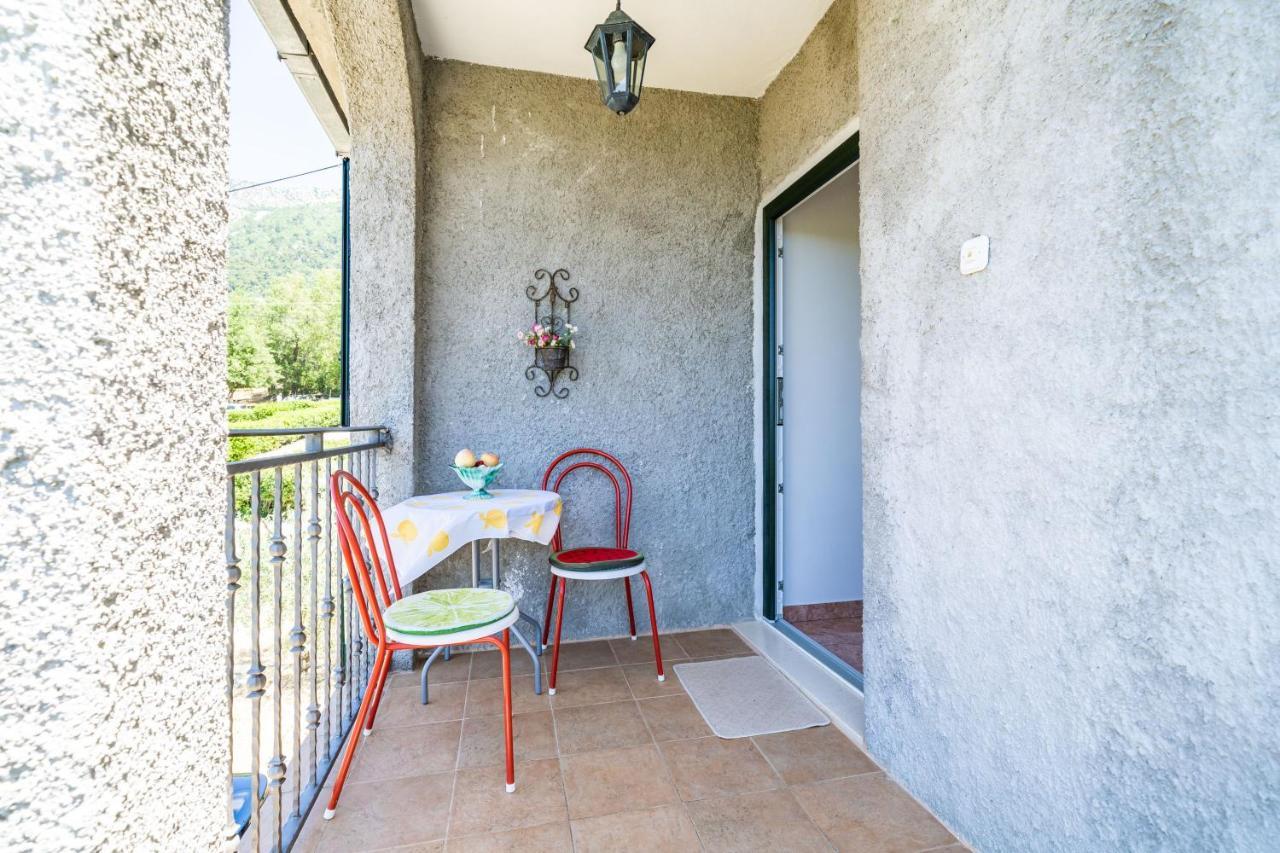 Apartment Laurel Leaf Lovorno Exterior foto